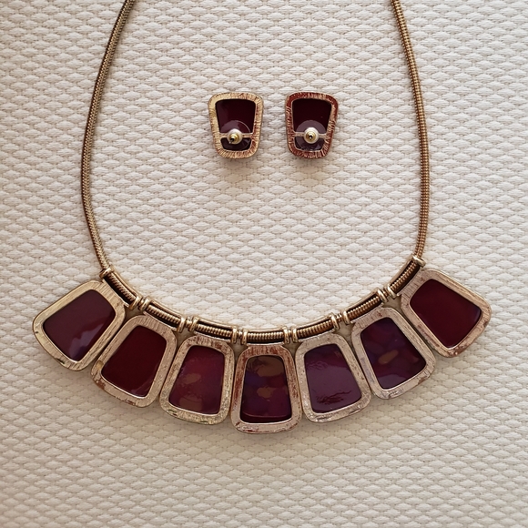Necklace and earrings/wine color - Picture 11 of 13